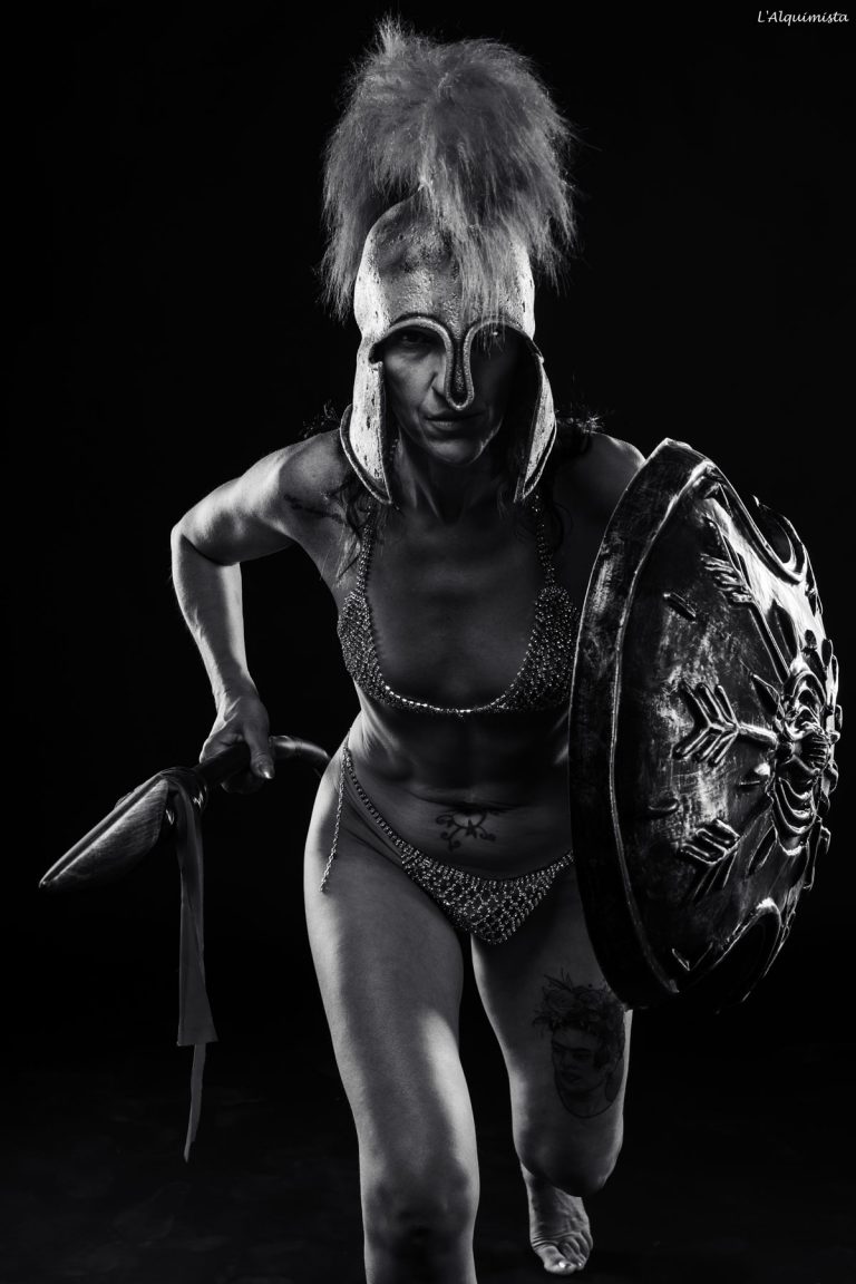 Warrior women: fineArt