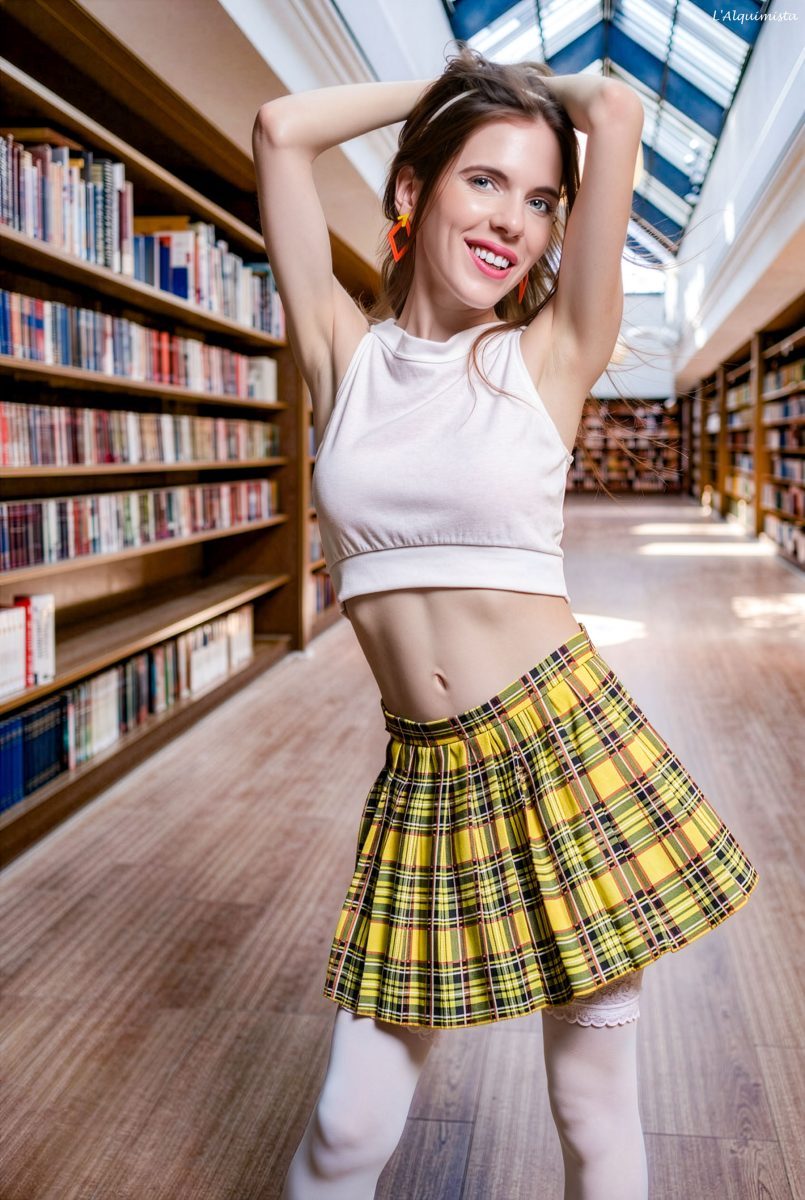 2026_08_15_Vanessa_Sexy_Schoolgirl_0004